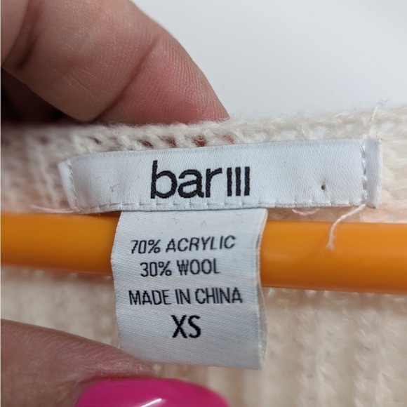 bar lll women’s cream colored sweater‎ with zipper size, long sleeve, size XS - Picture 7 of 7